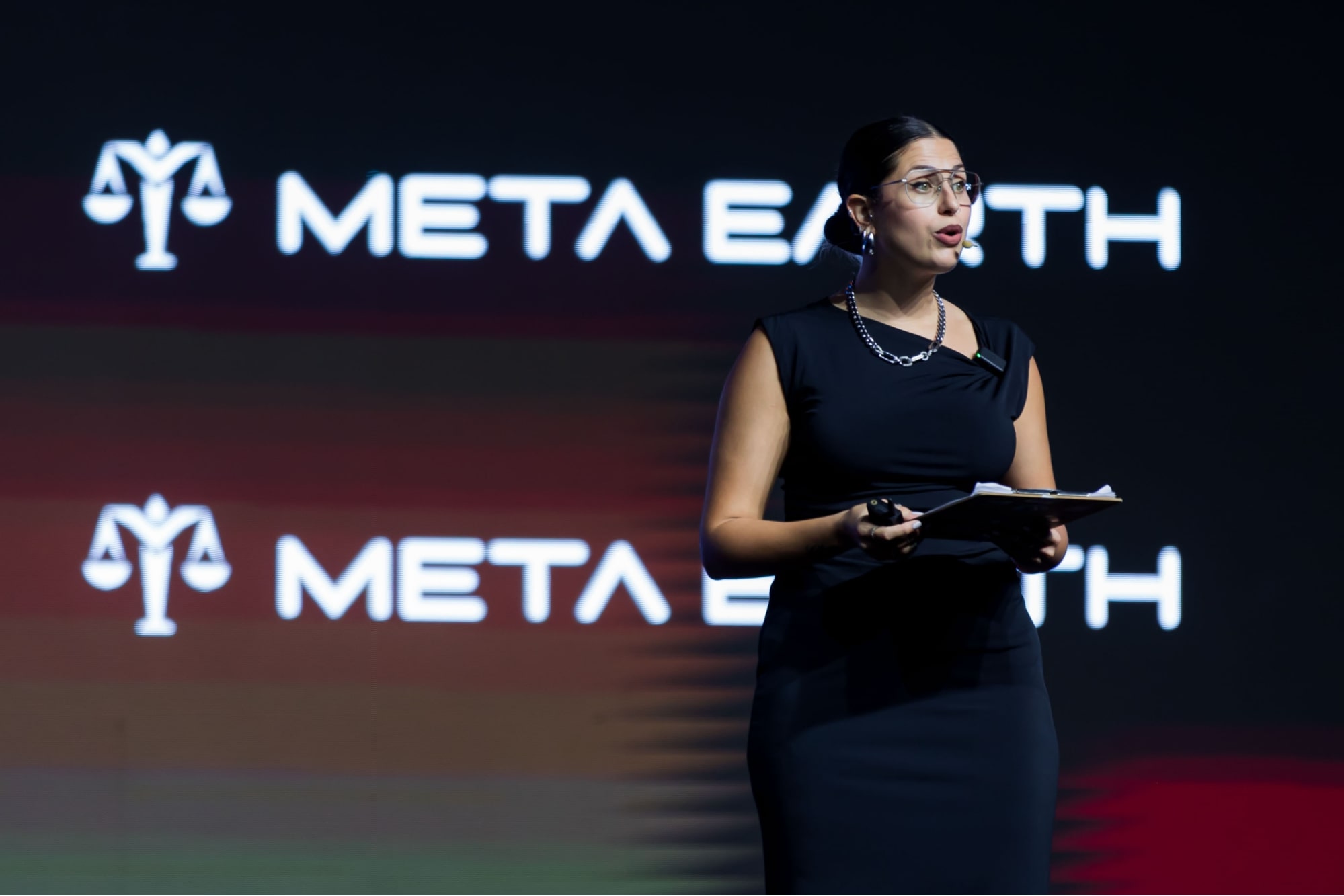 meta earth crypto