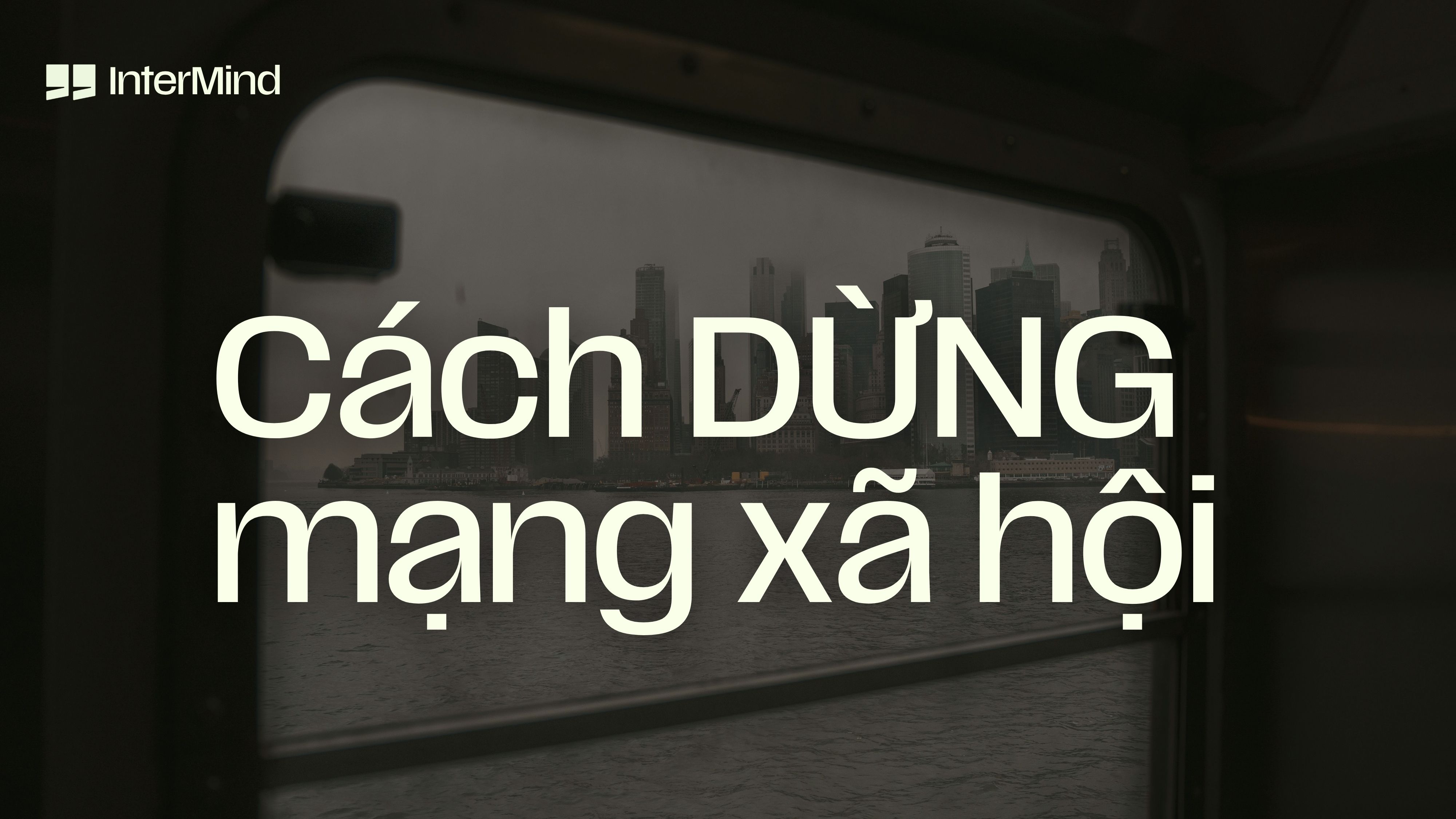 lướt mạng xã hội